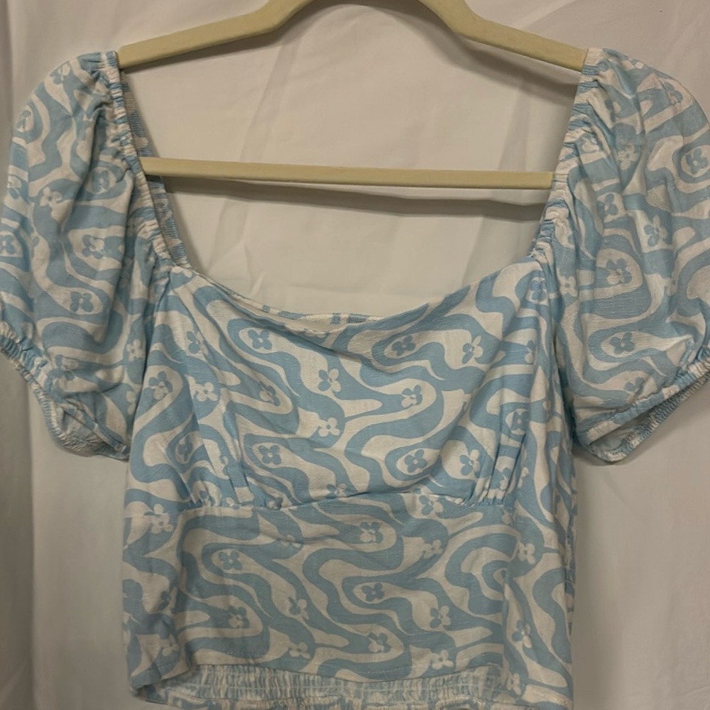 La Hearts Blue Puff Sleeve Crop Blouse